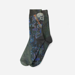 Death and Life, 1910, Șosete